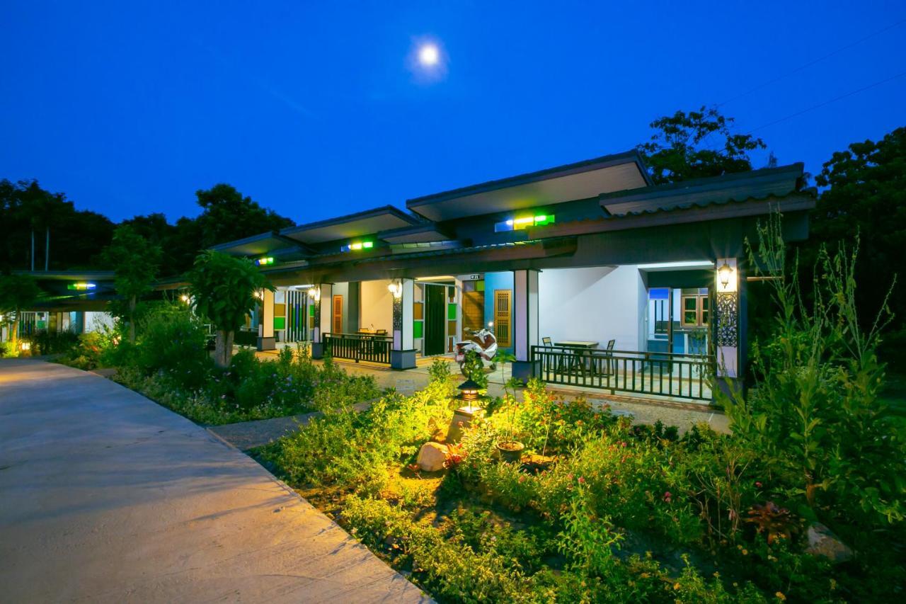 Loft Vintage Chalet Resort Ko Lanta Esterno foto